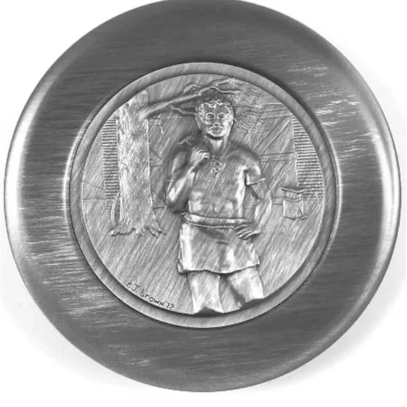 The Village Smithy Creative World Miniatures Plate 1978 Vintage Framed - Picture 6 of 6